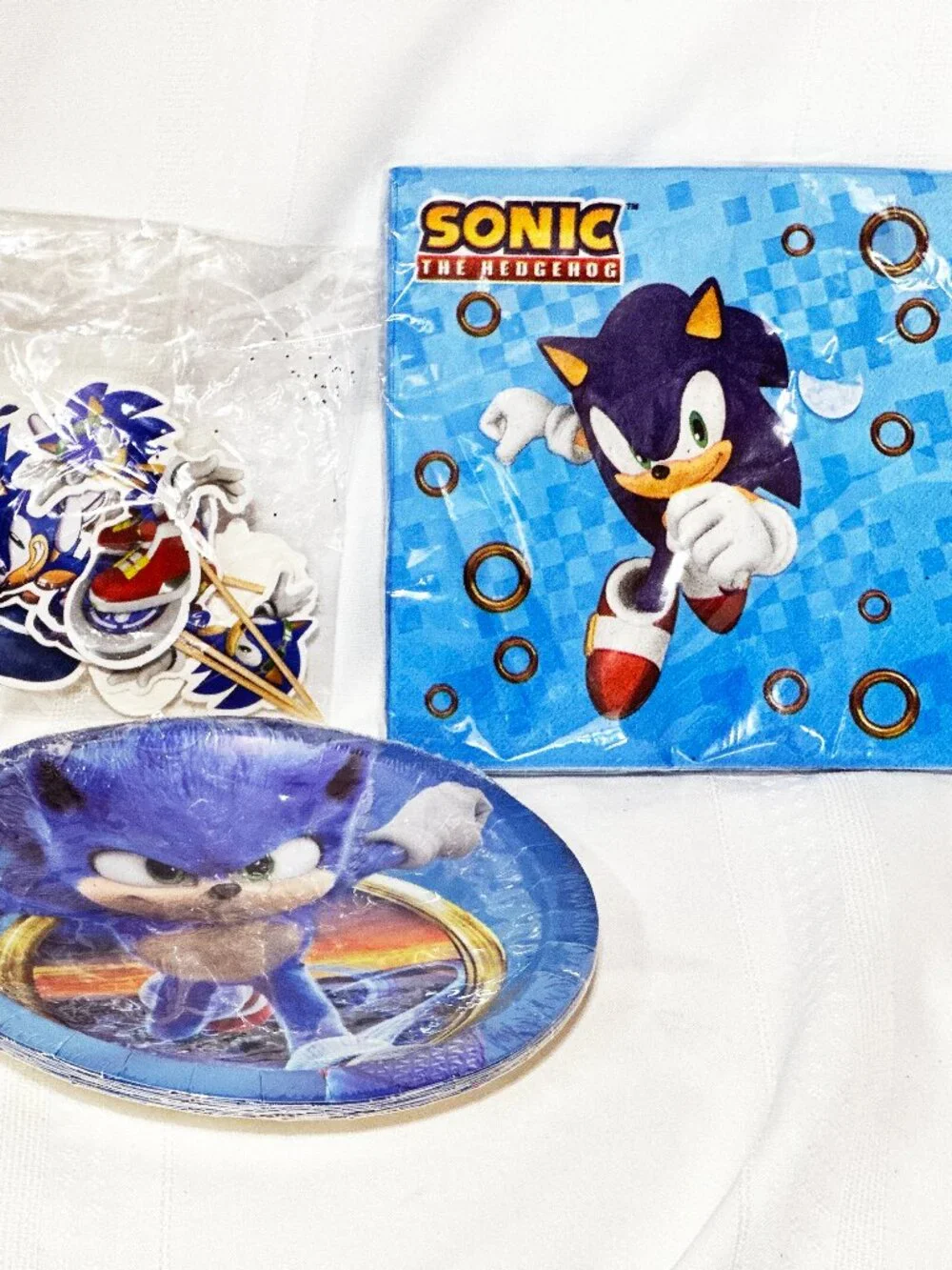 Sonic The Hedgehog Birthday Party Supplies Lot Plates Napkins Cake Topper NEW